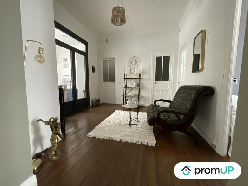 Appartement - 255 m² - 7 pièces