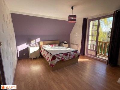 Maison - 158 m² - 6 pièces