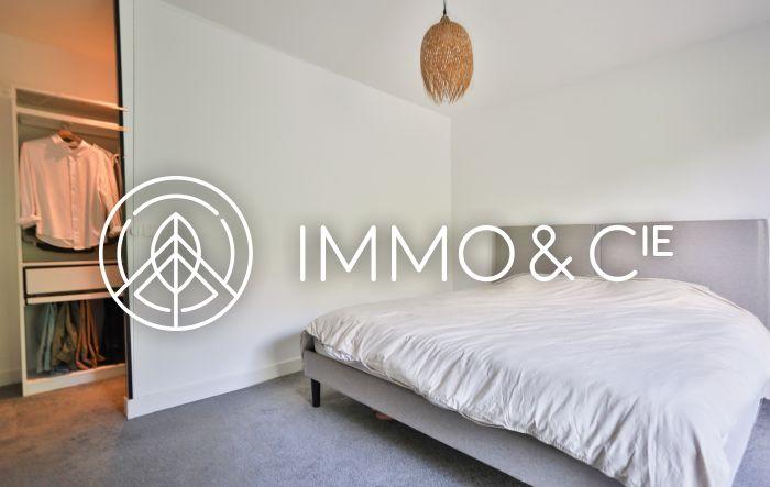 Maison - 225 m² - 6 pièces