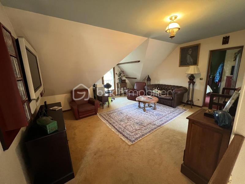 Maison - 145 m² - 7 pièces