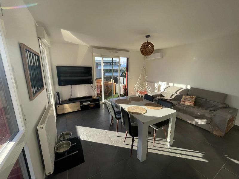 Appartement - 57 m² - 3 pièces