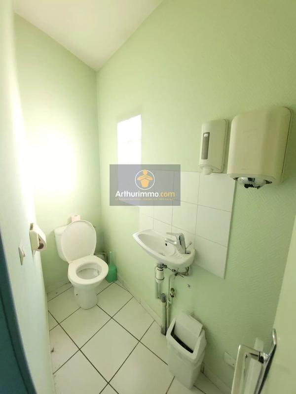 Immeuble - 140 m² - 8 pièces