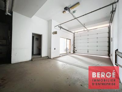 Local commercial - 759 m²