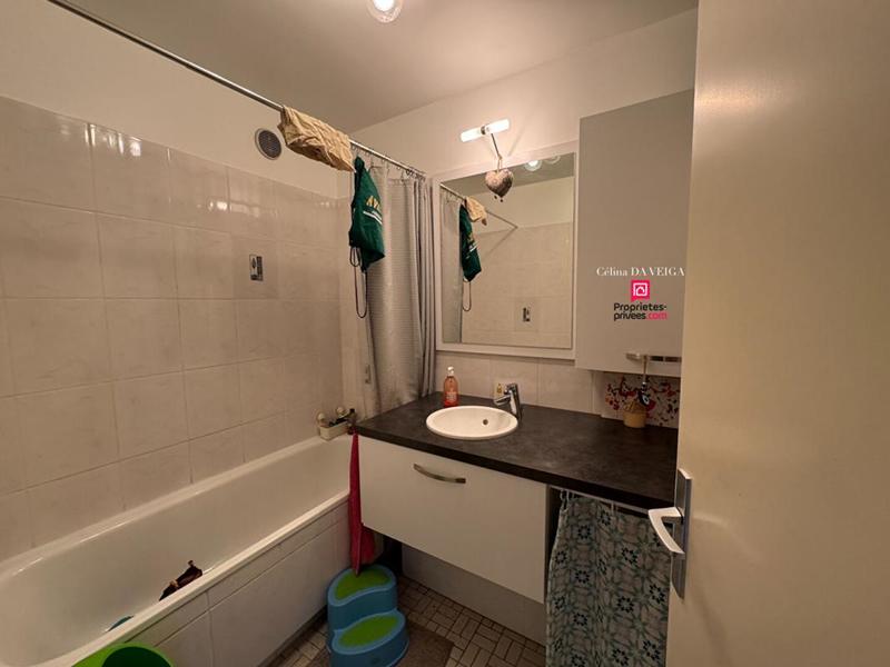 Appartement - 104 m² - 4 pièces