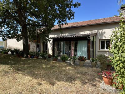 Maison - 91 m² - 4 pièces