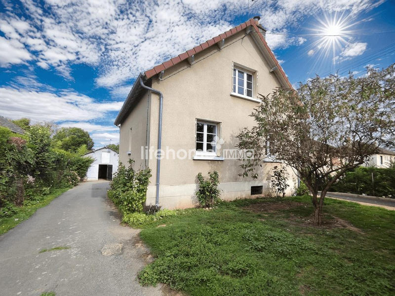 Maison - 90 m² - 4 pièces