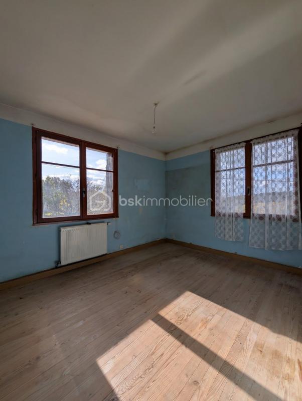 Demeure - 160 m² - 9 pièces