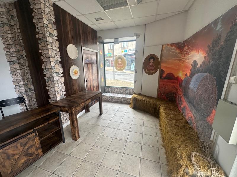 Local commercial - 110 m² - 3 pièces