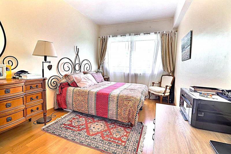 Appartement - 112 m² - 5 pièces