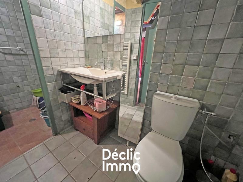 Atelier d'activités - 210 m² - 6 pièces