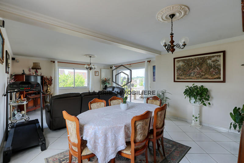 Maison - 130 m² - 6 pièces