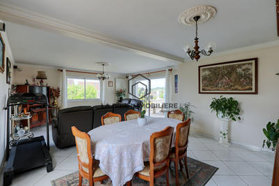 Maison - 130 m² - 6 pièces