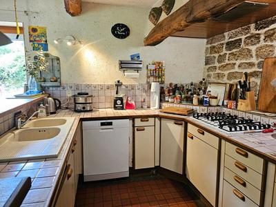 Maison - 227 m² - 9 pièces