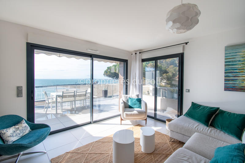 Appartement - 98 m² - 4 pièces