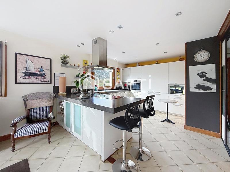 Maison - 153 m² - 6 pièces