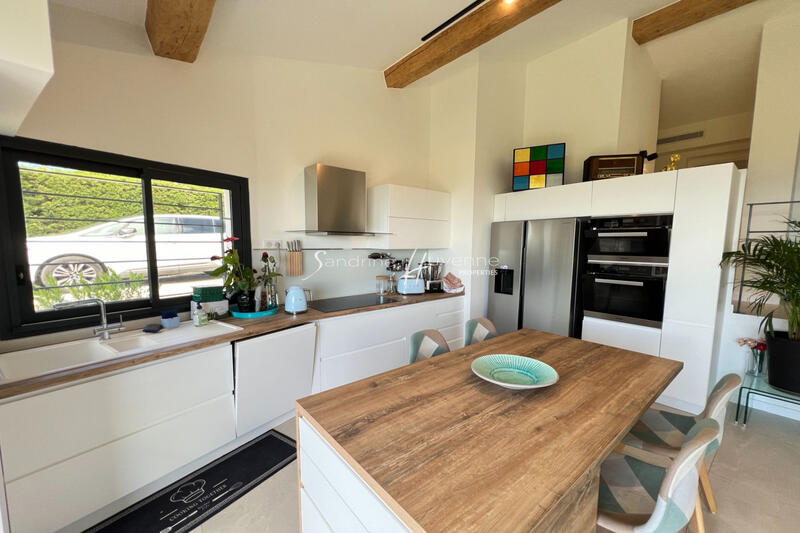 Villa - 108 m² - 4 pièces