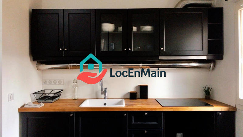 Studio - 25 m² - 1 pièce