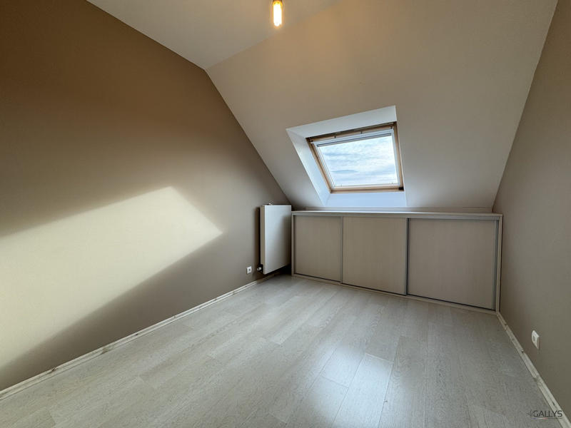 Maison - 150 m² - 8 pièces