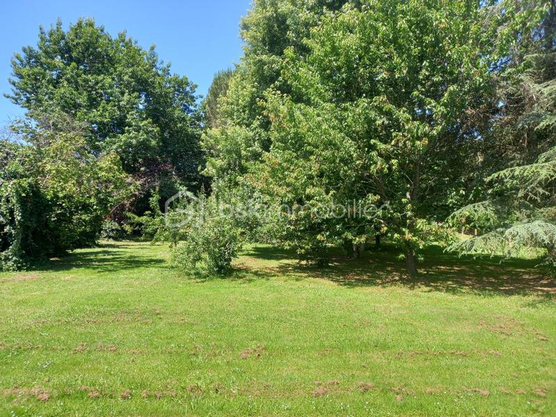 Villa - 180 m² - 8 pièces