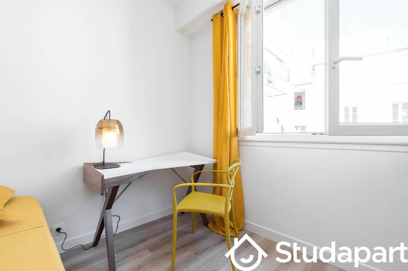 Chambre - 9 m² - 1 pièce