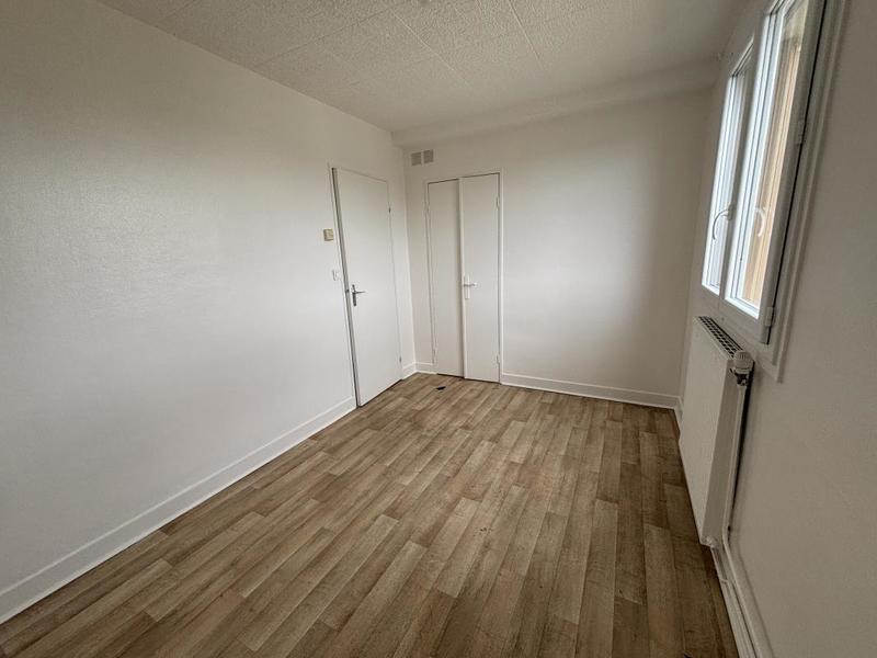 Appartement ancien - 66 m² - 4 pièces