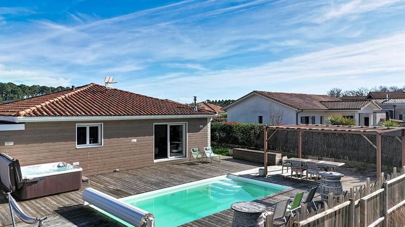 Maison - 101 m² - 4 pièces