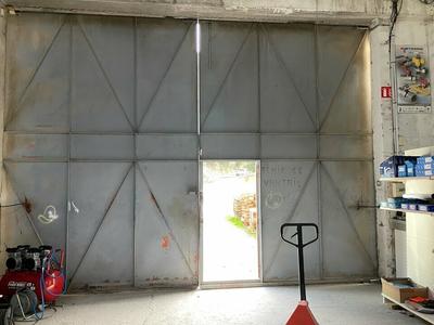 Atelier d'activités - 1 100 m²