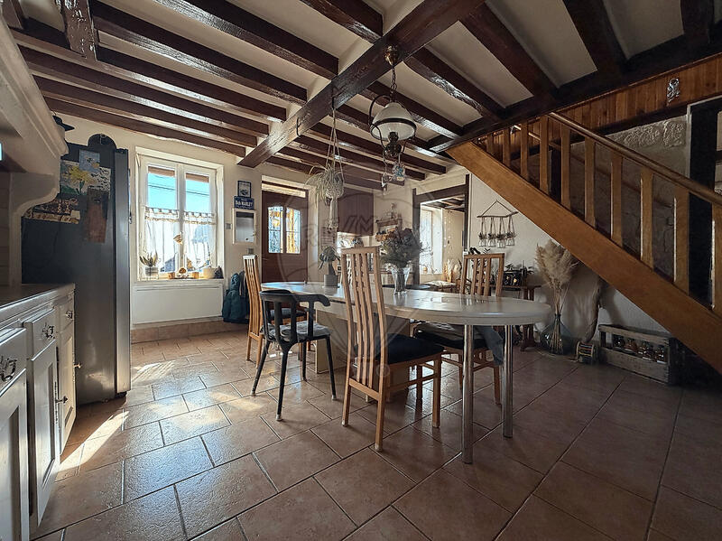 Maison - 151 m² - 6 pièces