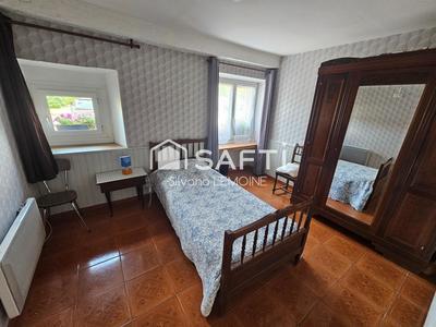 Maison - 267 m² - 11 pièces