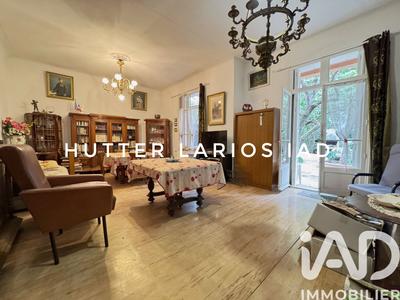 Maison - 220 m² - 9 pièces