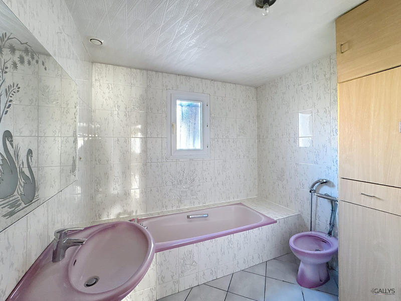 Maison - 87 m² - 3 pièces