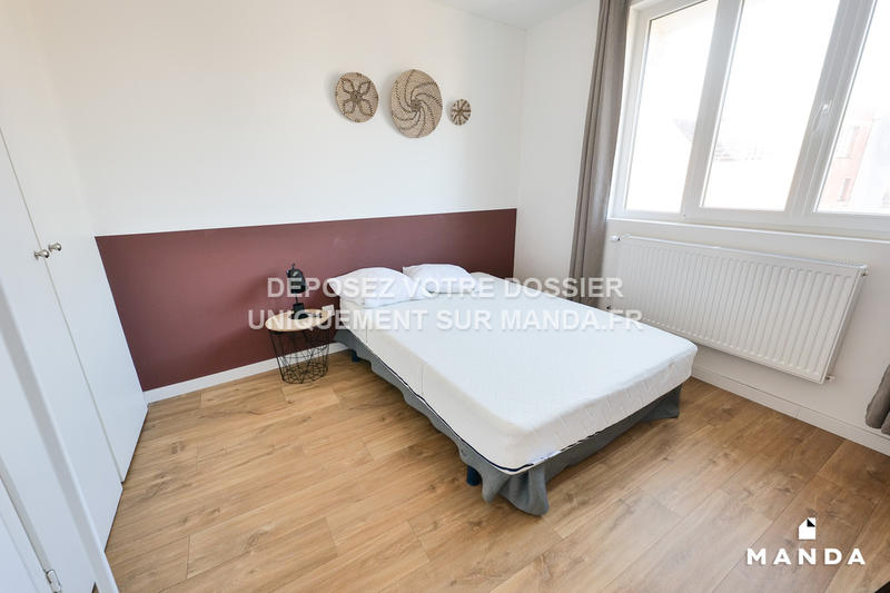 Chambre - 10 m² - 4 pièces
