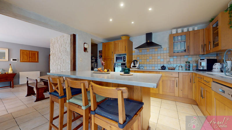 Maison - 130 m² - 6 pièces