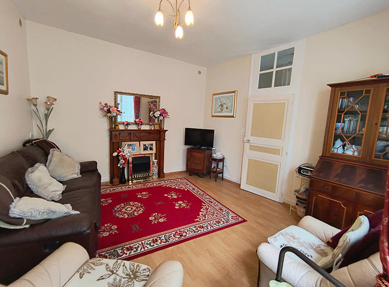 Maison - 127 m² - 6 pièces