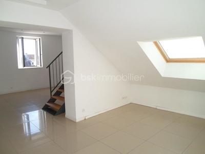 Appartement - 90 m² - 6 pièces