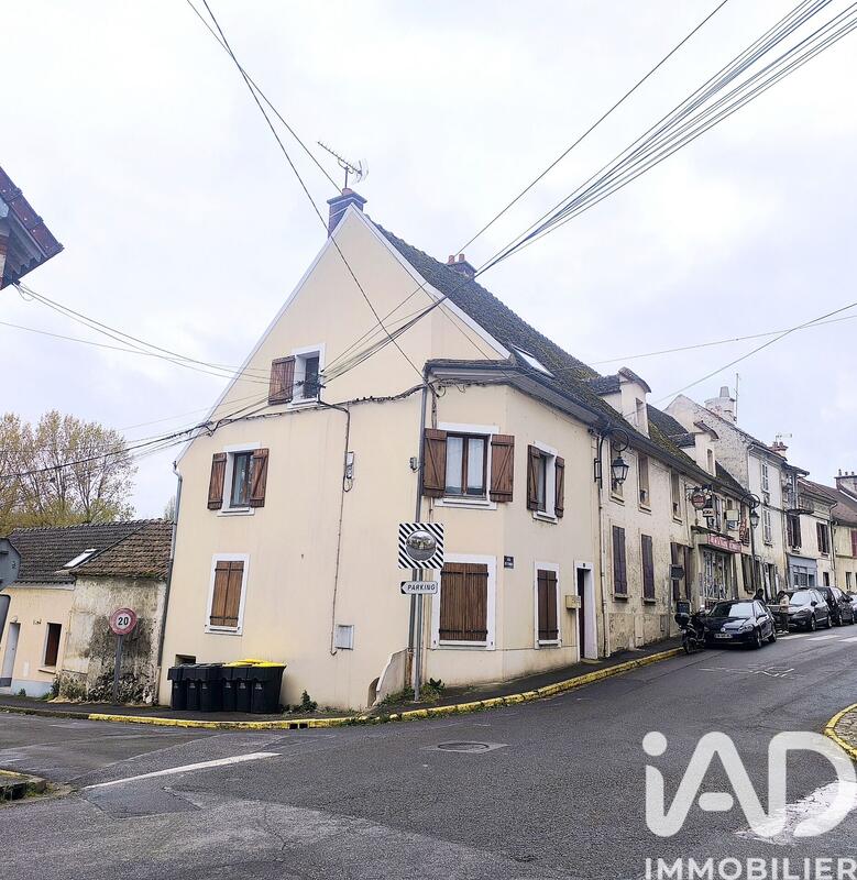 Maison de village - 105 m² - 5 pièces