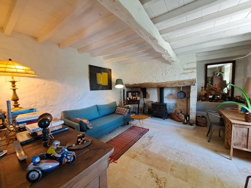 Maison - 397 m² - 16 pièces