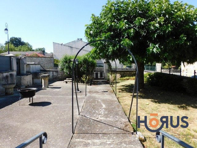 Viager - Maison - 67 m² - 2 pièces