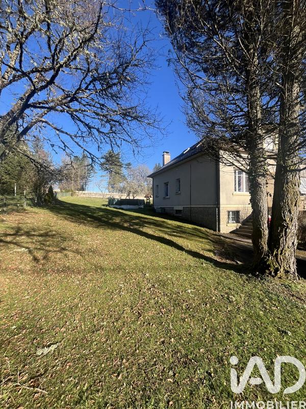 Maison - 122 m² - 5 pièces