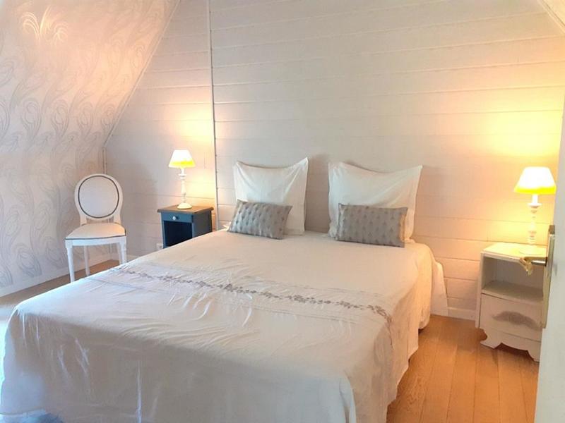 Maison - 350 m² - 11 pièces