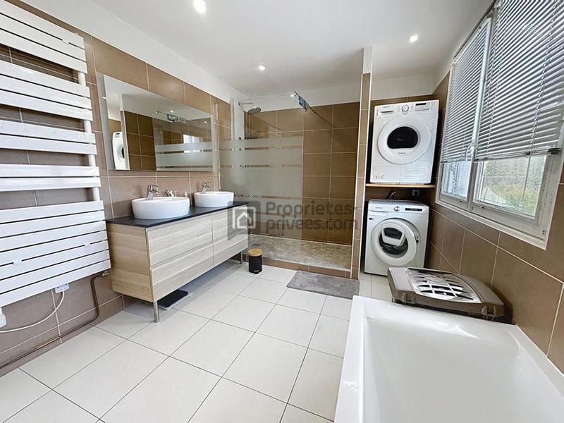 Maison - 124 m² - 5 pièces