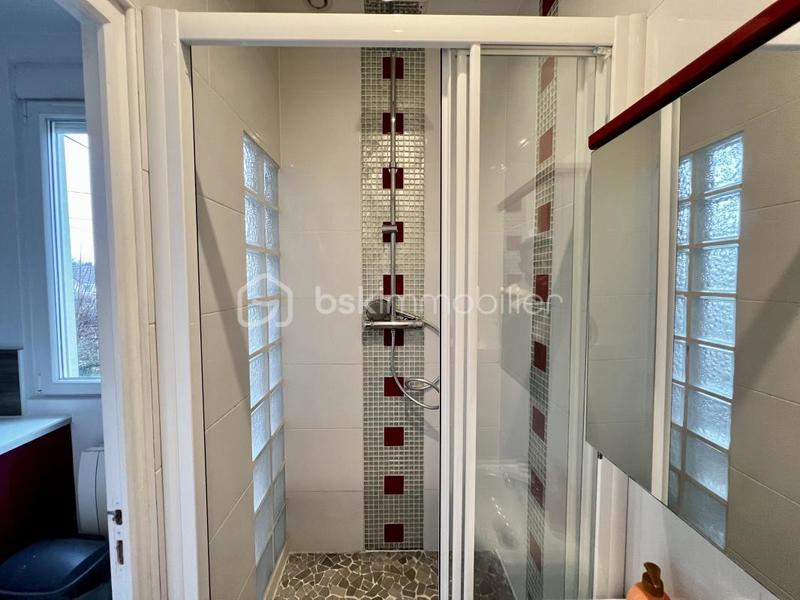 Immeuble - 134 m² - 8 pièces