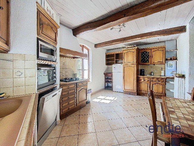 Maison - 450 m² - 15 pièces