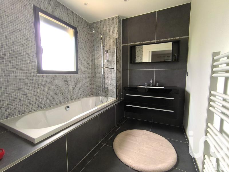 Maison - 154 m² - 5 pièces