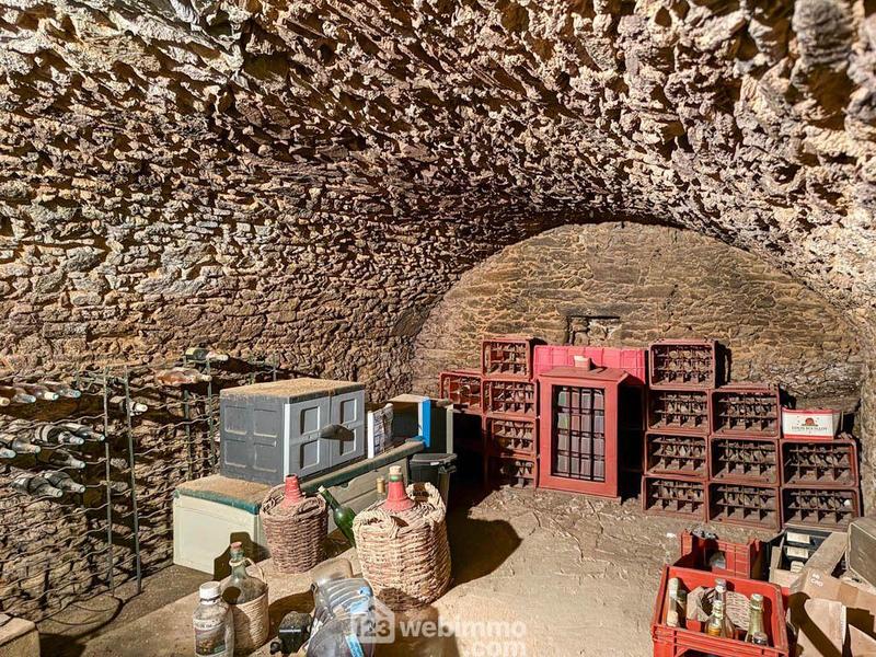 Maison - 692 m² - 21 pièces