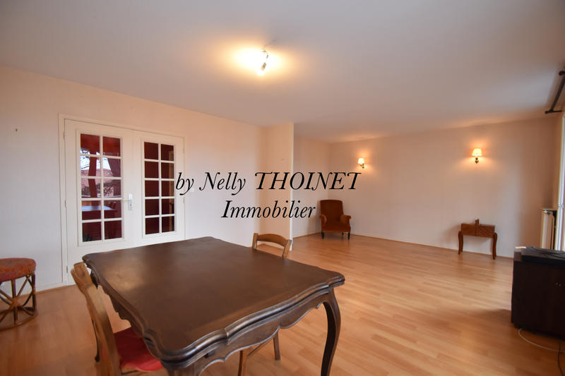 Appartement - 102 m² - 5 pièces