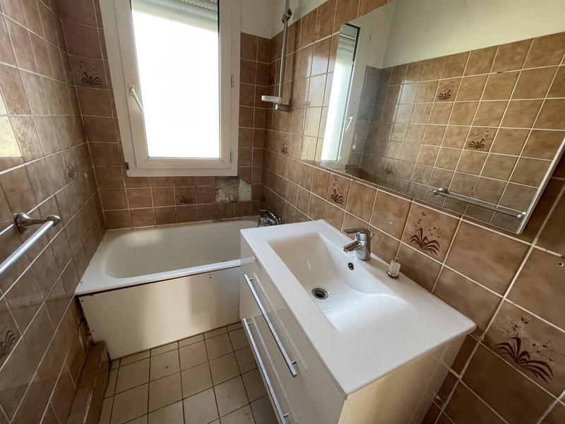 Maison traditionnelle - 76 m² - 4 pièces