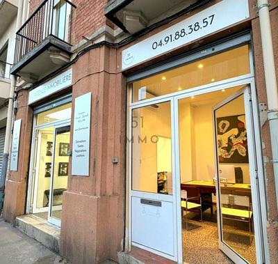 Fonds de commerce - Local commercial - 60 m²