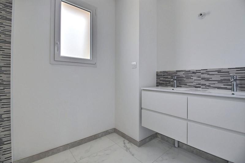 Maison - 97 m² - 4 pièces