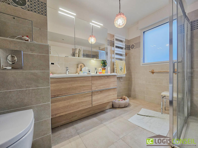 Appartement - 116 m² - 4 pièces